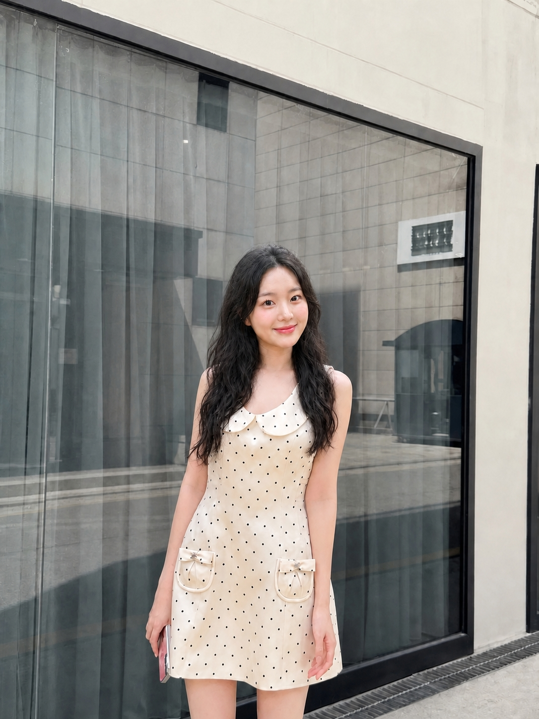 설렘을 입다, 사랑스러운 도트 패턴 미니 원피스 스타일링