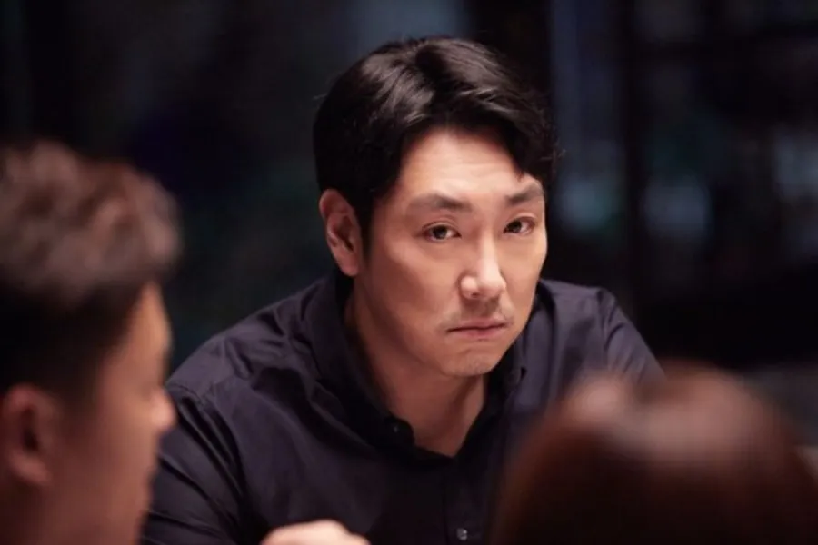 조진웅, 소년범 출신 의혹 확산…소속사 "사실 확인 중"